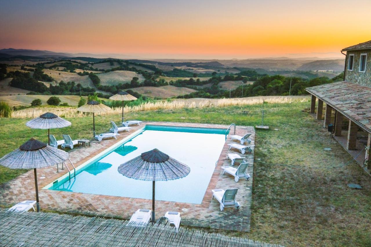 Le Murelle Country Resort Manciano Eksteriør billede
